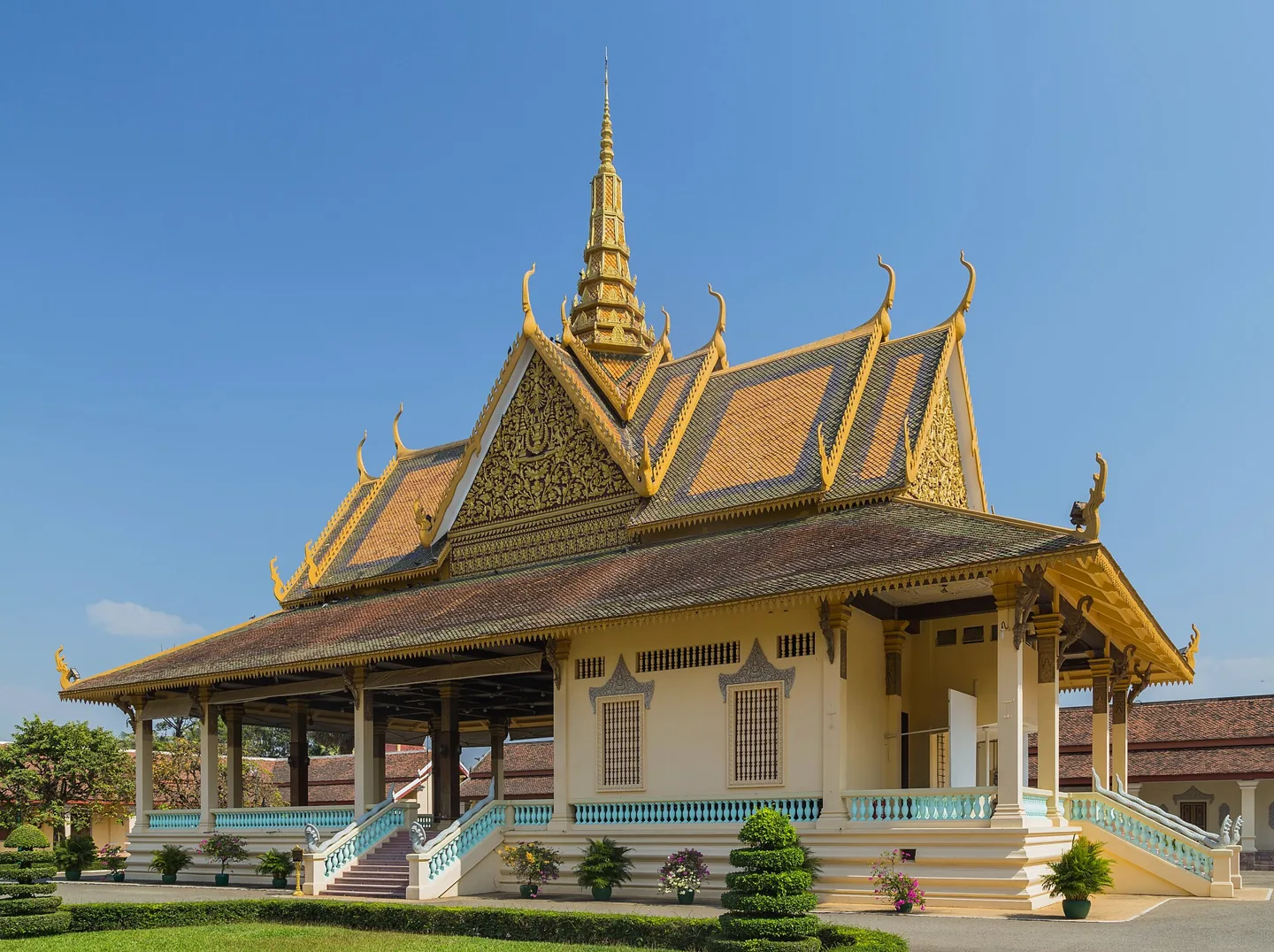 Preah Tineang Phochani pavilion at the Royal Palace